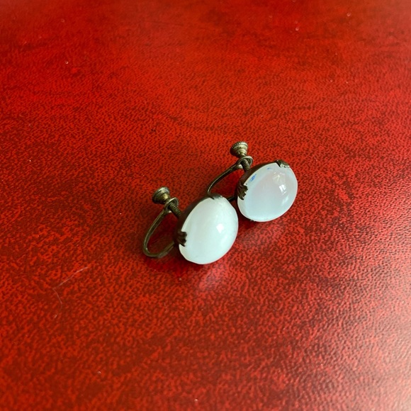 Vintage Sterling Silver Smoky Glass Crystal 1/2” Solitaire Screw Back Earrings - Picture 5 of 8